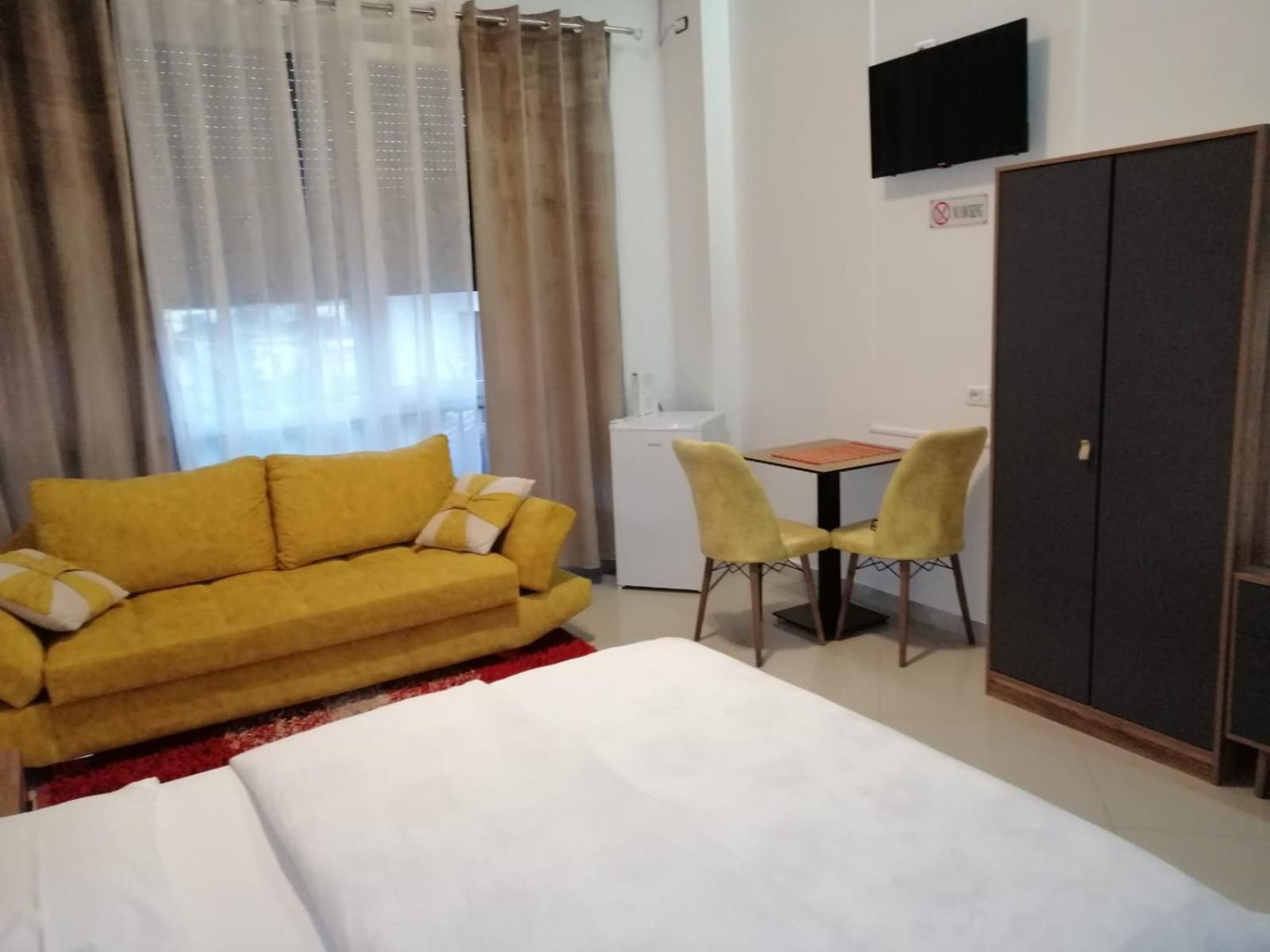 Isabel Rooms Tirana Habitación foto